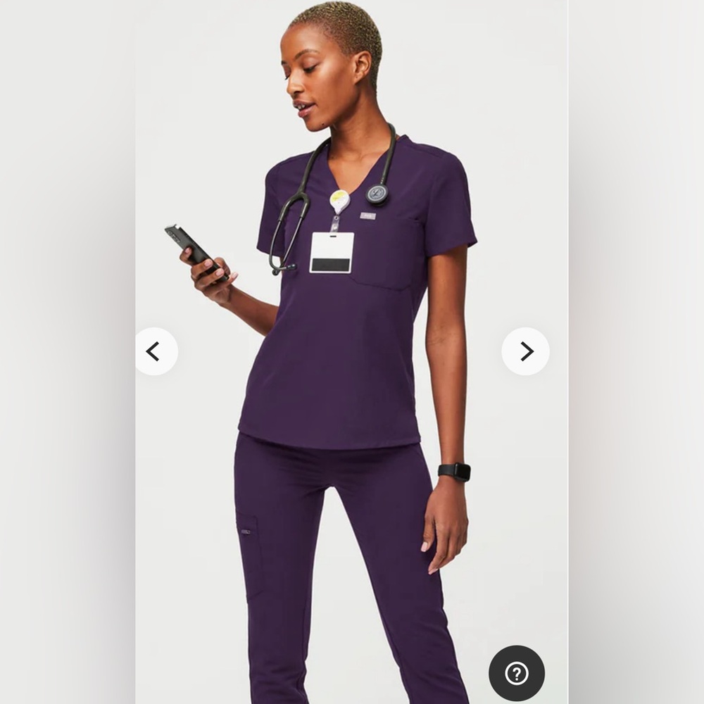 FIGS Women’s Set Scrubs Purple Jam Size S
